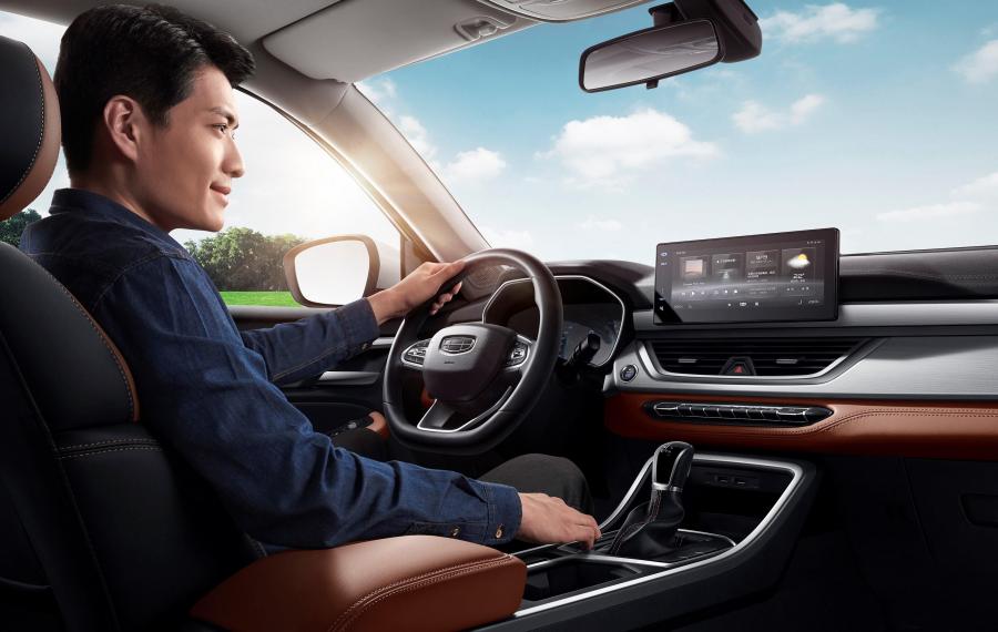 Интерьер Geely Vision X6 2019 года  (фото 5 из 6)